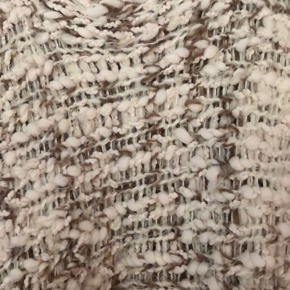 Poncho sweater - Picture 3 of 3